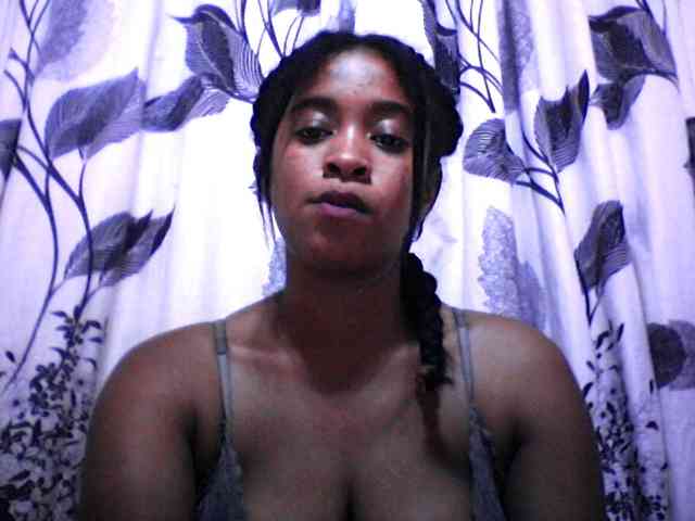 silviaLaBombe webcam