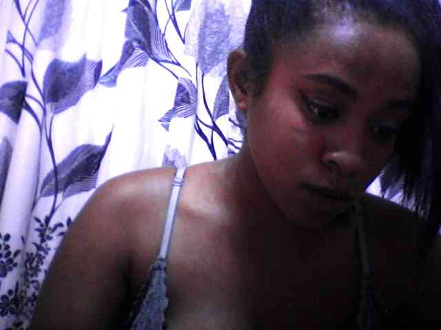 silviaLaBombe Live Webcam on BongaCams