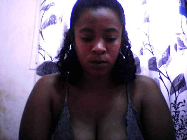 silviaLaBombe webcam