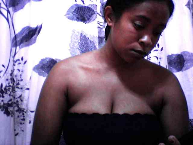 silviaLaBombe webcam