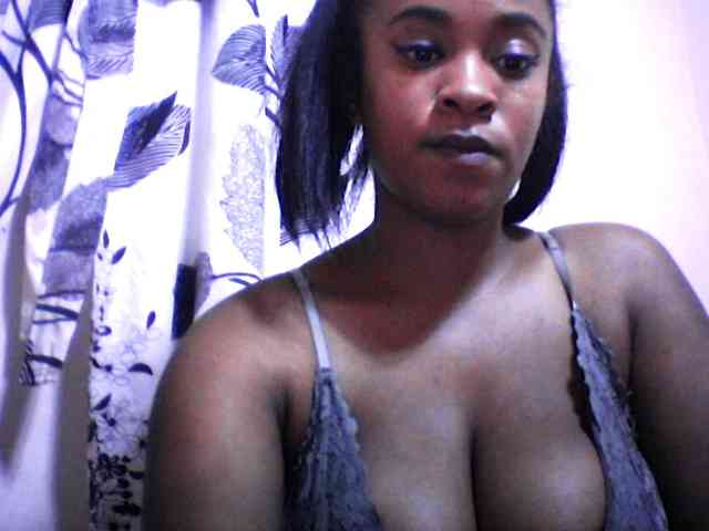 silviaLaBombe Live Webcam on BongaCams