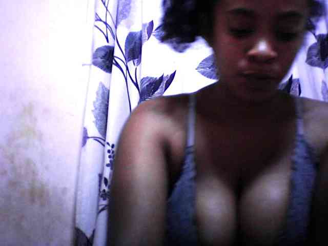 silviaLaBombe webcam