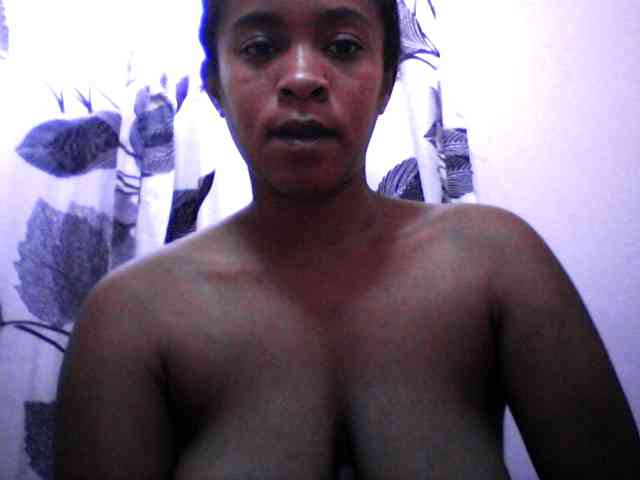 silviaLaBombe webcam