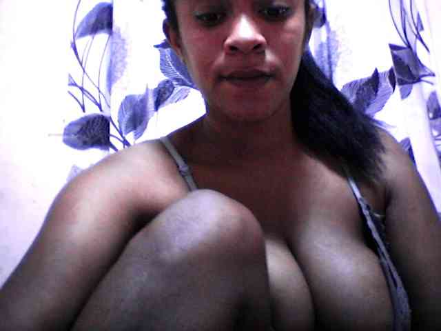 silviaLaBombe webcam