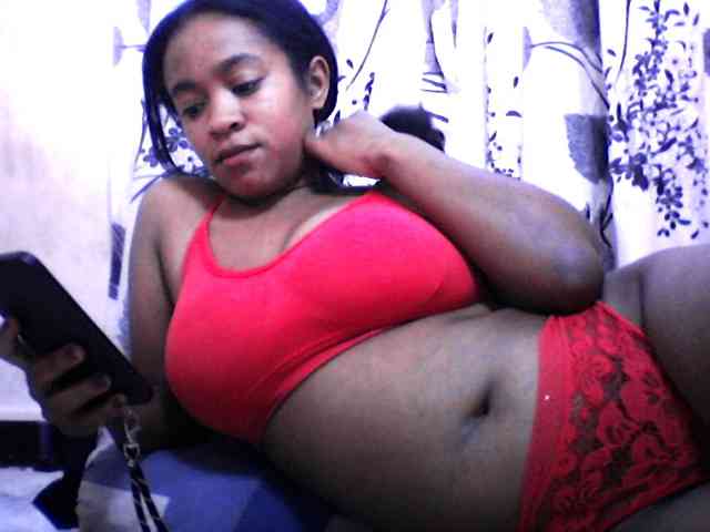 silviaLaBombe webcam