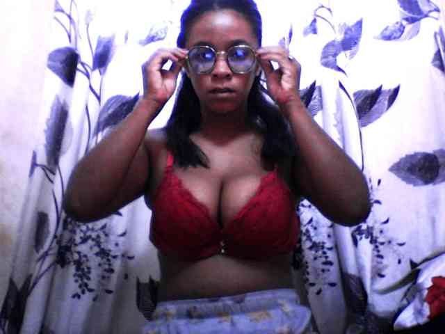 silviaLaBombe webcam