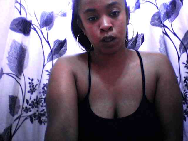 silviaLaBombe webcam
