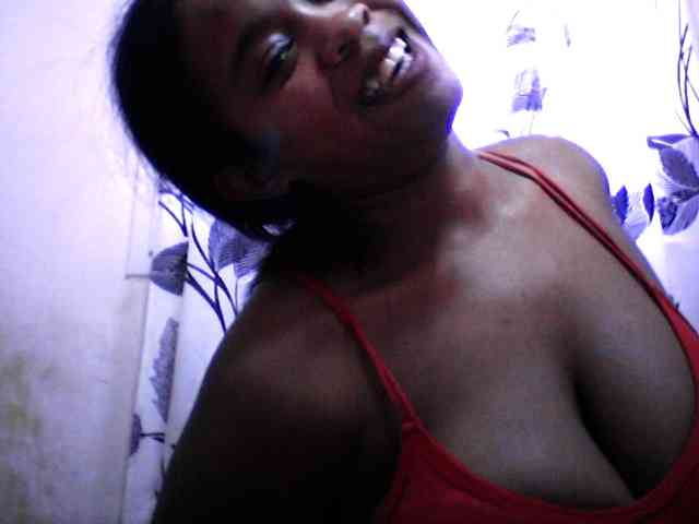 silviaLaBombe webcam