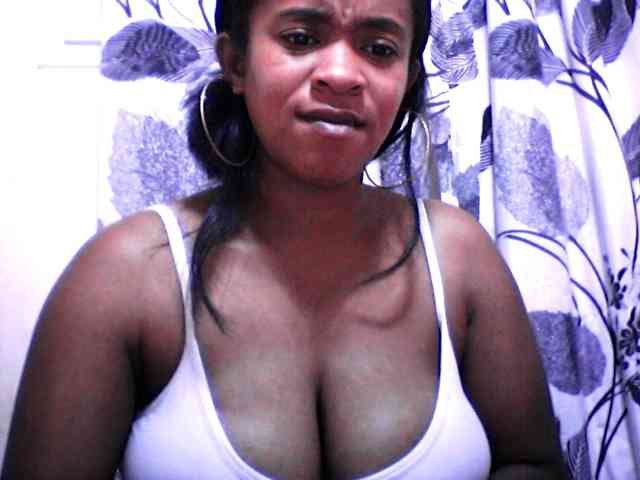 silviaLaBombe webcam