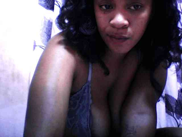 silviaLaBombe webcam