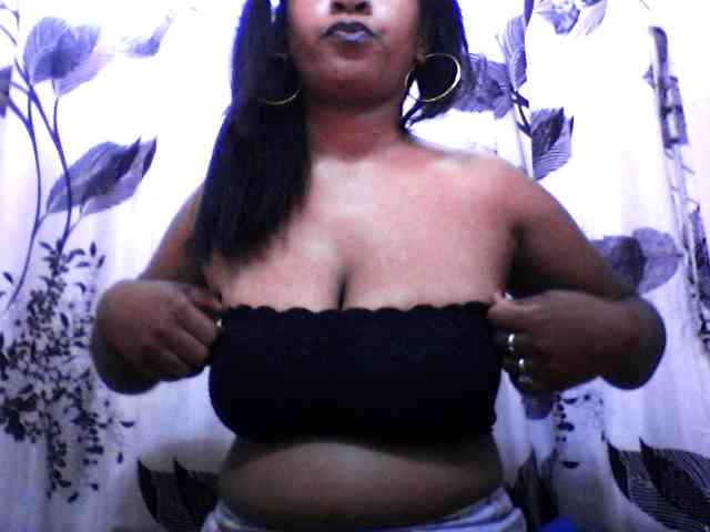 silviaLaBombe webcam
