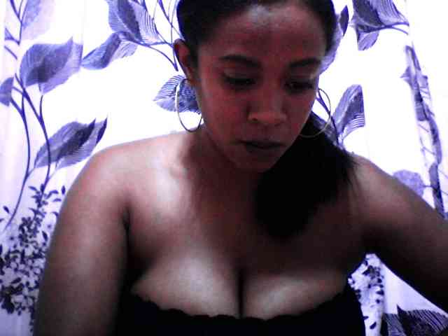 silviaLaBombe webcam