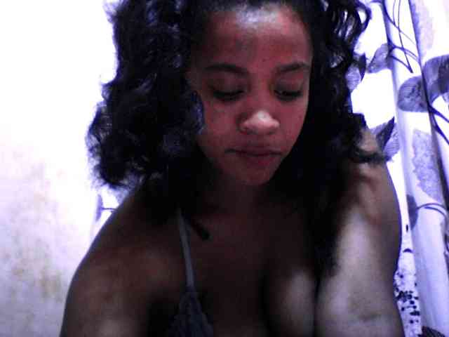 silviaLaBombe webcam