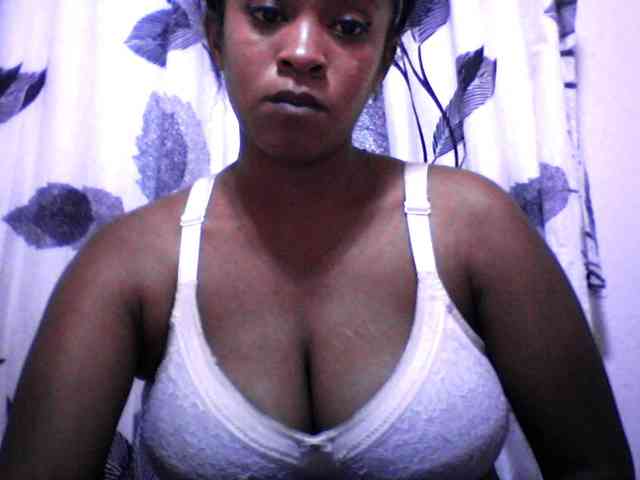 silviaLaBombe webcam