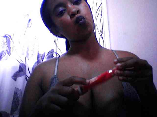 silviaLaBombe Live Webcam on BongaCams