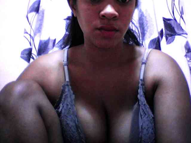 silviaLaBombe webcam