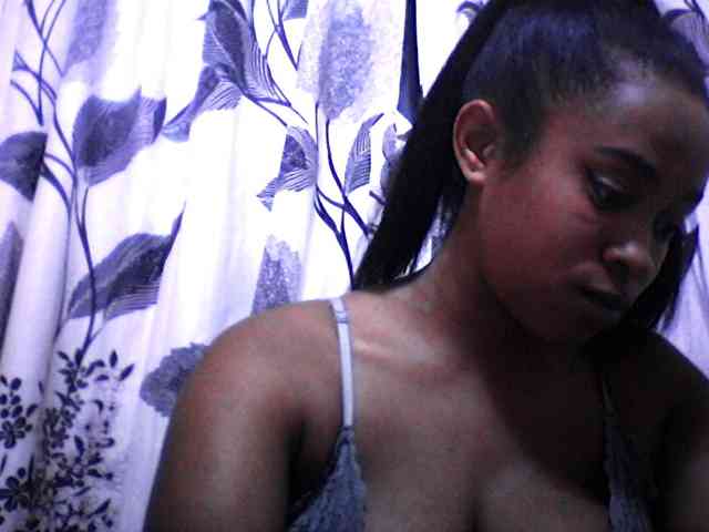 silviaLaBombe webcam
