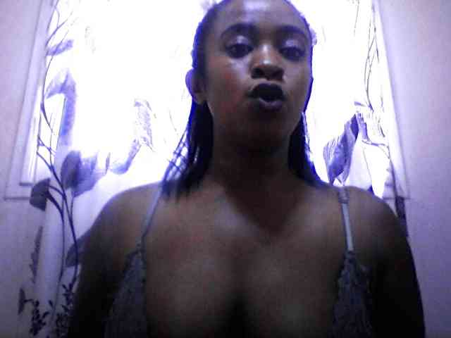 silviaLaBombe webcam