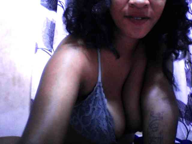 silviaLaBombe webcam