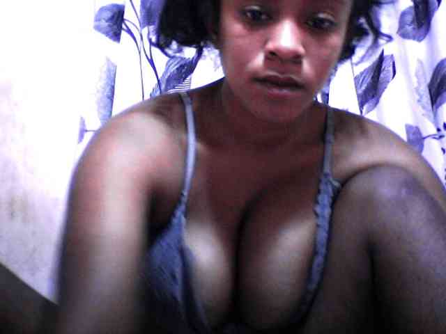 silviaLaBombe webcam