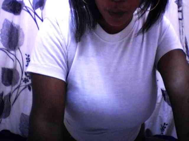 silviaLaBombe webcam