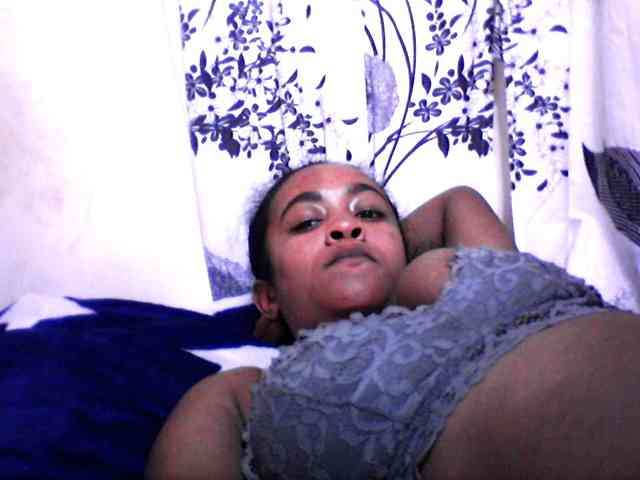 silviaLaBombe webcam