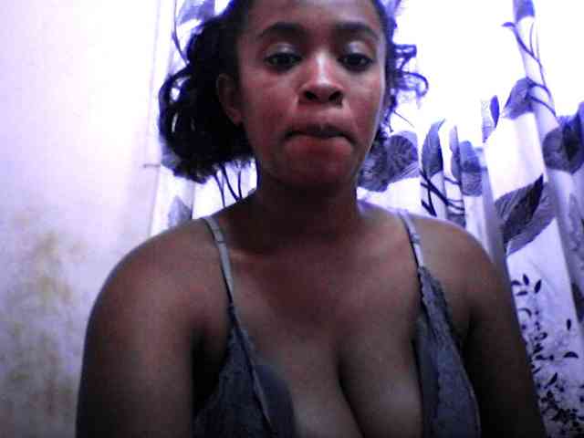 silviaLaBombe webcam