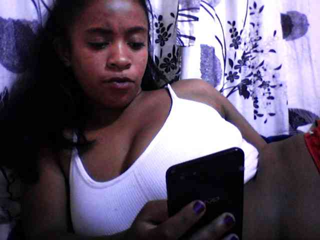 silviaLaBombe webcam