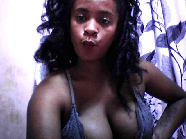 silviaLaBombe webcam