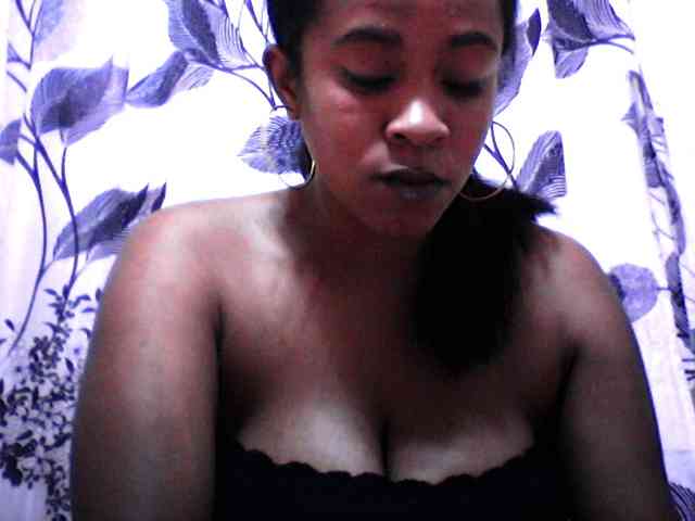 silviaLaBombe webcam
