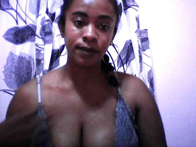 silviaLaBombe webcam