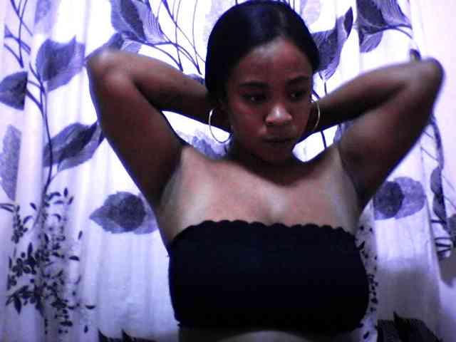 silviaLaBombe webcam