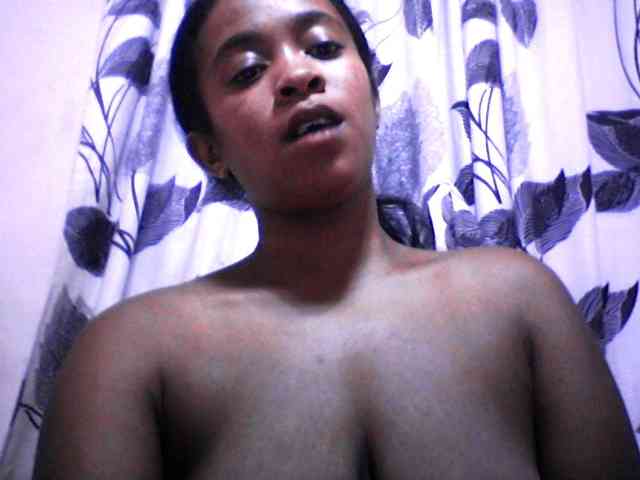 Modèle: silviaLaBombe