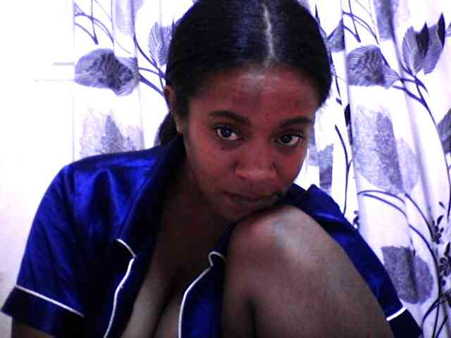 silviaLaBombe webcam