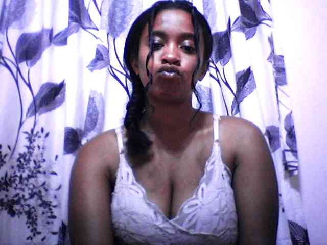 silviaLaBombe webcam