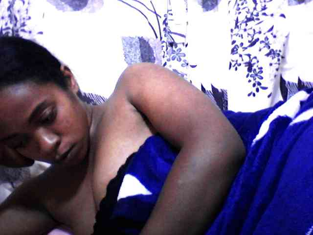 silviaLaBombe webcam