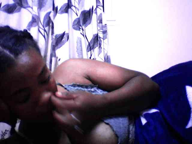 silviaLaBombe Sex Cam Show