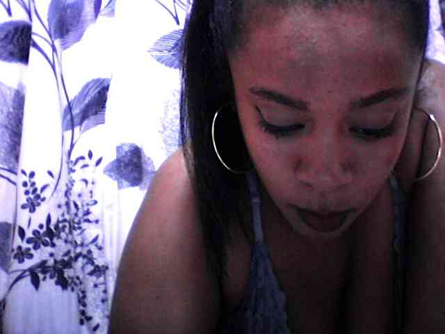 silviaLaBombe webcam