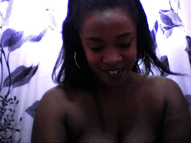 silviaLaBombe webcam