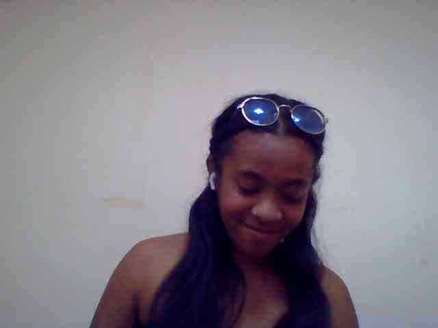 Mayrah webcam