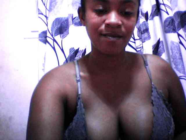 silviaLaBombe webcam