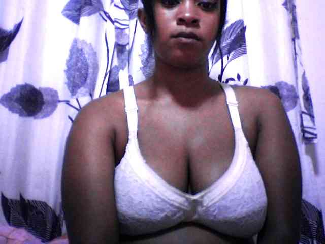 silviaLaBombe webcam