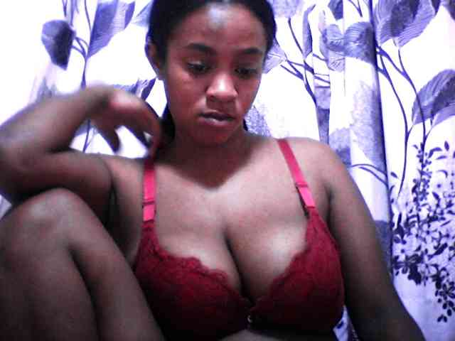 Modèle: silviaLaBombe