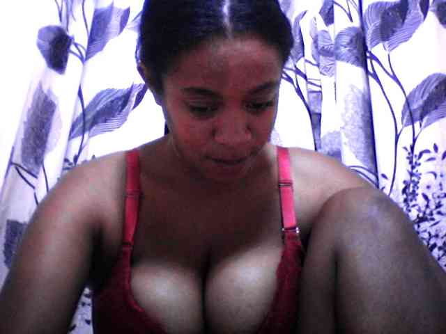 Modèle: silviaLaBombe