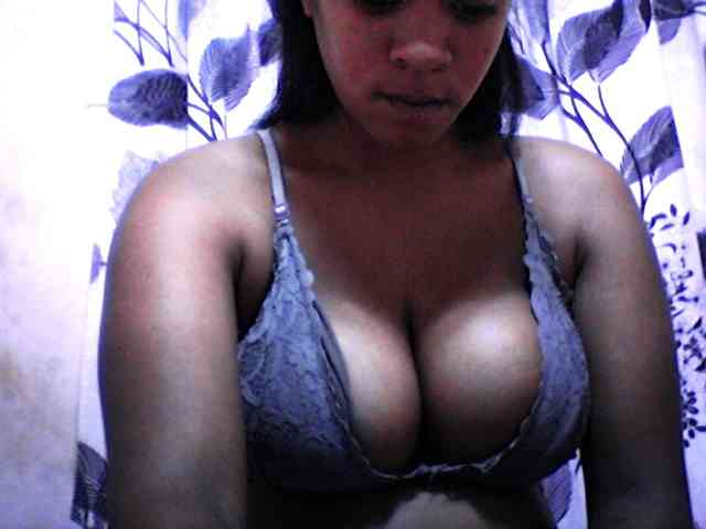 silviaLaBombe webcam