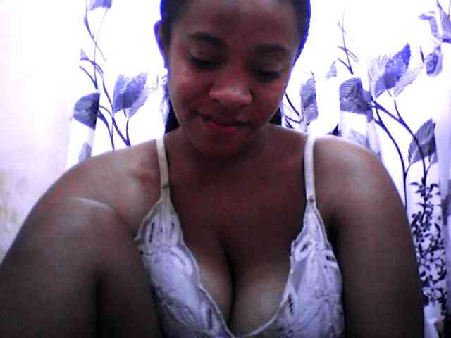 silviaLaBombe webcam