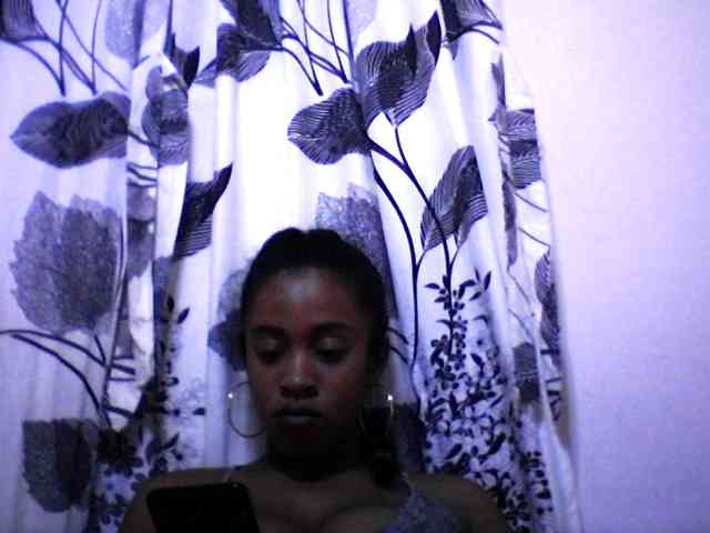 silviaLaBombe webcam