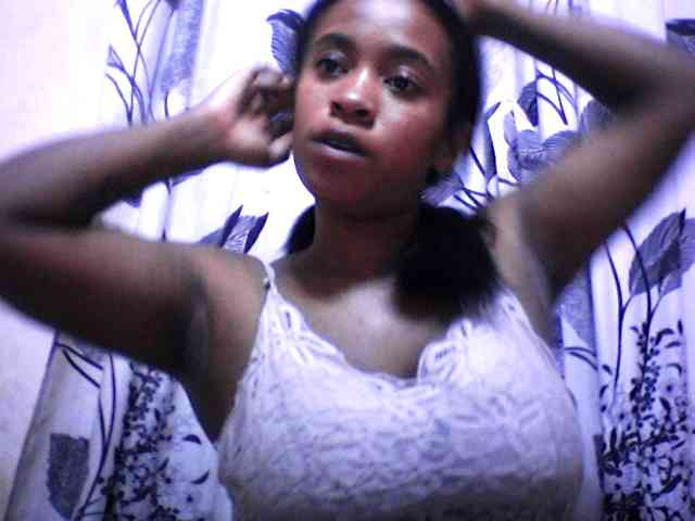 silviaLaBombe webcam