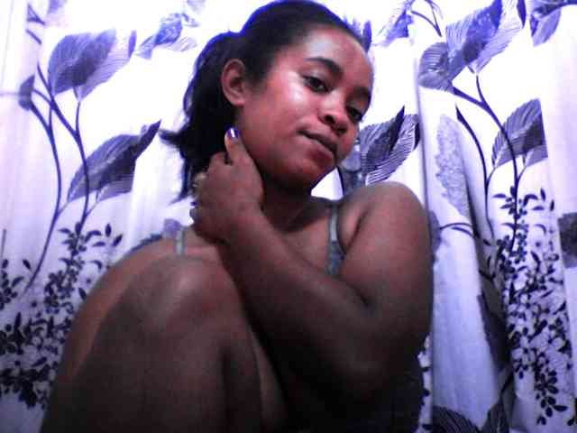 silviaLaBombe webcam