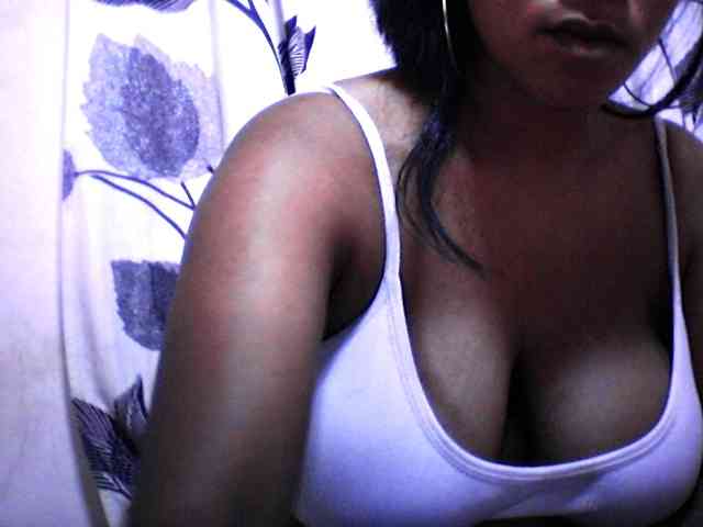 silviaLaBombe webcam